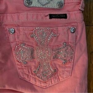 Gorgeous Miss Me Capri Jeans with Cross Design Pockets